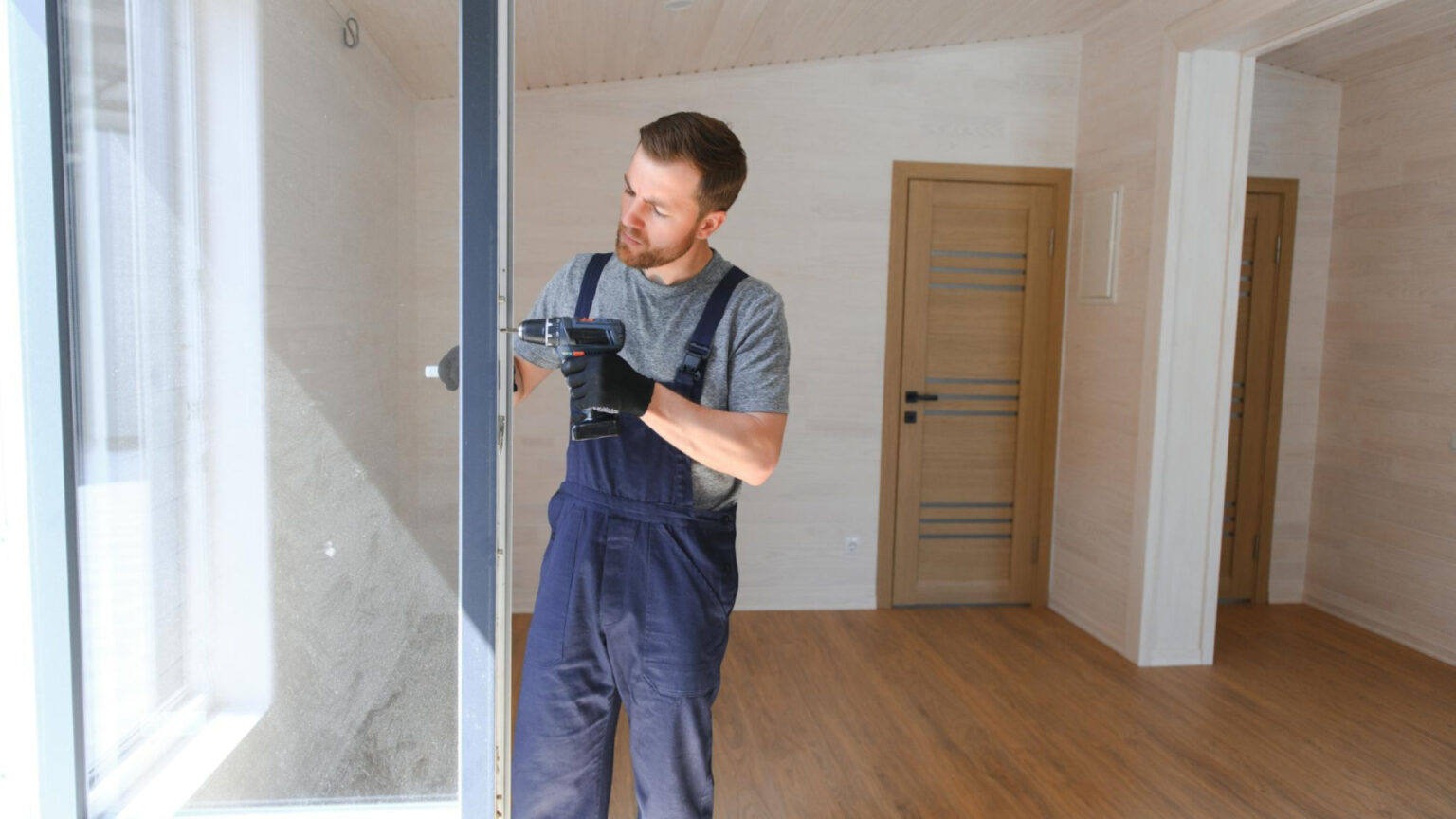 Pourquoi faire poser vos portes et fenêtres par un artisan qualifié ?